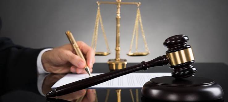 What does an international attorney do and what skills do they need?